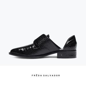 Freda Salvador Black Croc D’orsay 7.5